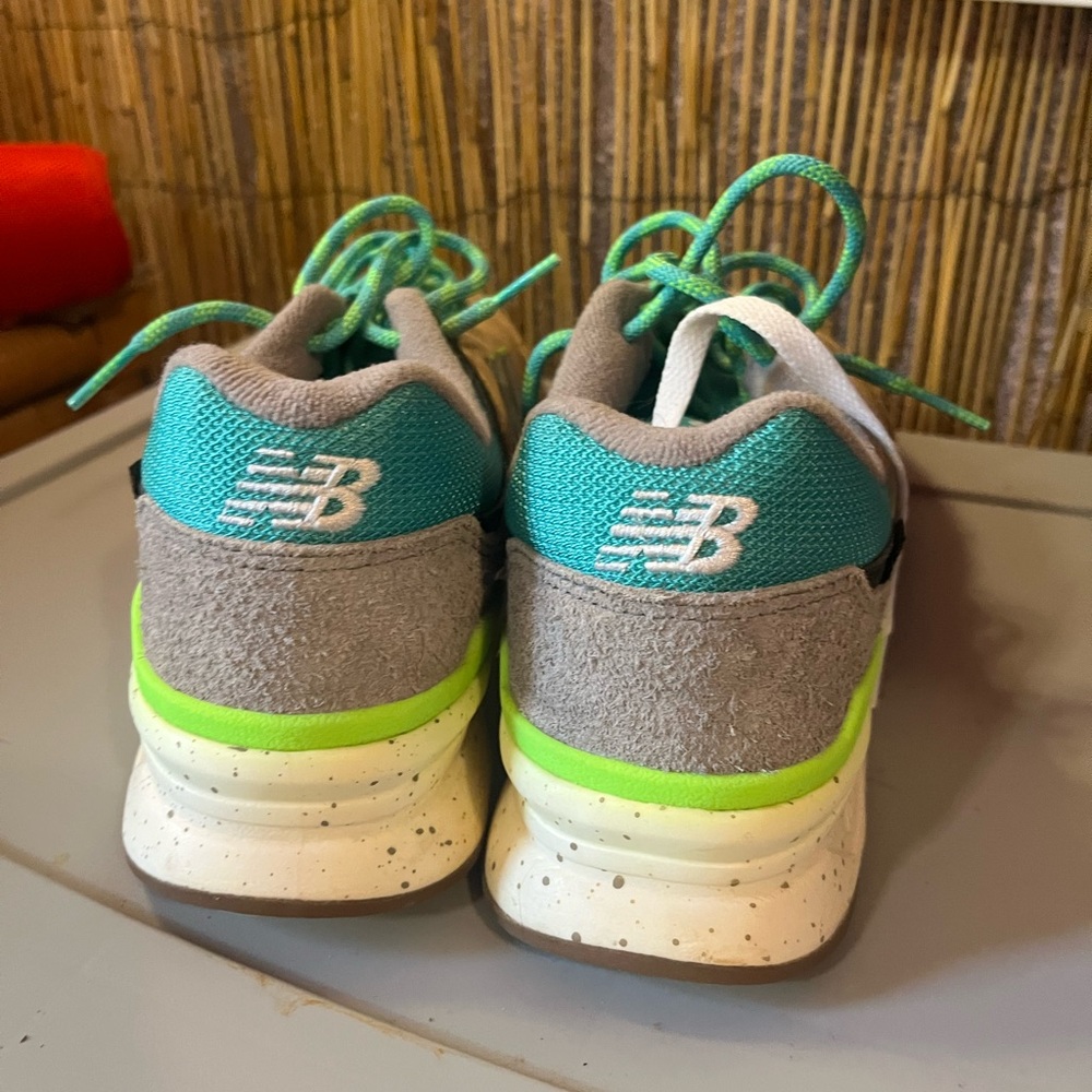 New Balance 997H men’s size 11